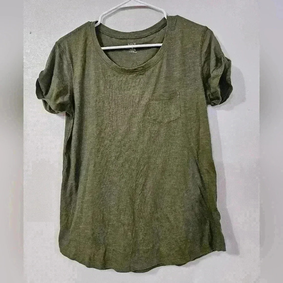 A.N.A. hunter green short sleeve tee! - Picture 1 of 5